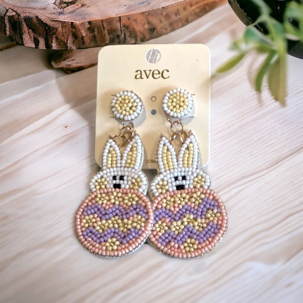 Easter bunny seed bead earrings NWT - Picture 3 of 4